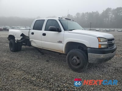 Czwarte zdjęcie samochodu z boku: 2005 CHEVROLET SILVERADO K3500 VIN:1GCJK33215F866291 - miniatura
