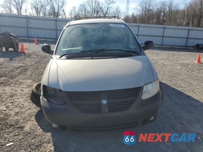 Piąte zdjęcie samochodu w środku: 2006 DODGE GRAND CARAVAN SXT VIN:2D4GP44L66R825631 - miniatura