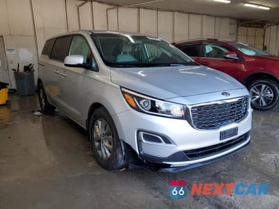Czwarte zdjęcie samochodu z boku: 2021 KIA SEDONA LX VIN:KNDMB5C1XM6667206 - miniatura