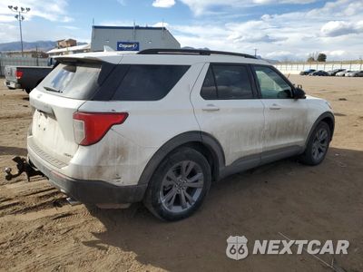 Trzecie zdjęcie samochodu z tyłu: 2022 FORD EXPLORER XLT VIN:1FMSK8DH5NGB08948 - miniatura