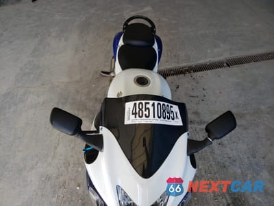 Piąte zdjęcie samochodu w środku: 2009 SUZUKI GSX1300 R VIN:JS1GX72A192104744 - miniatura