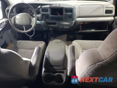 Zdjęcie 8 z 13 samochodu: 2000 FORD EXCURSION XLT VIN:1FMNU41S4YEA53408 - miniatura