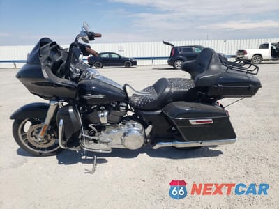 Trzecie zdjęcie samochodu z tyłu: 2023 HARLEY-DAVIDSON FLTRX VIN:1HD1KHC13PB648835 - miniatura
