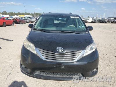 Piąte zdjęcie samochodu w środku: 2013 TOYOTA SIENNA XLE VIN:5TDYK3DC6DS382007 - miniatura
