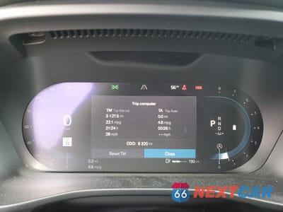 Zdjęcie 9 z 16 samochodu: 2024 VOLVO XC40 PLUS VIN:YV4L12ULXR2353743 - miniatura