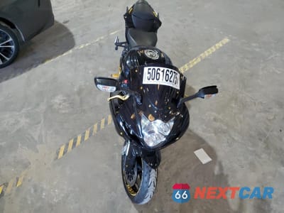 Piąte zdjęcie samochodu w środku: 2022 SUZUKI GSX-R750 VIN:JS1GR7MA0N7100043 - miniatura
