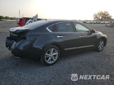 Trzecie zdjęcie samochodu z tyłu: 2015 NISSAN ALTIMA 2.5 VIN:1N4AL3AP4FN337314 - miniatura
