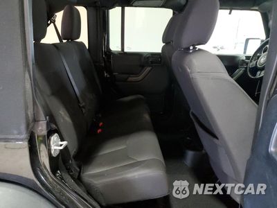 Zdjęcie 12 z 15 samochodu: 2016 JEEP WRANGLER UNLIMITED SPORT VIN:1C4BJWDG3GL305355 - miniatura