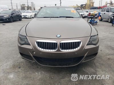Piąte zdjęcie samochodu w środku: 2006 BMW M6 VIN:WBSEH93446B797635 - miniatura