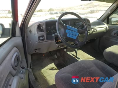 Zdjęcie 8 z 15 samochodu: 1995 GMC YUKON VIN:3GKEK18K2SG503656 - miniatura