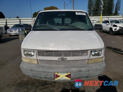 Piąte zdjęcie samochodu w środku: 2000 CHEVROLET ASTRO VIN:1GCDM19W9YB148845 - miniatura