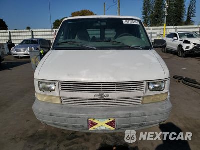 Piąte zdjęcie samochodu w środku: 2000 CHEVROLET ASTRO VIN:1GCDM19W9YB148845 - miniatura