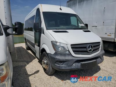 Czwarte zdjęcie samochodu z boku: 2017 MERCEDES-BENZ SPRINTER 3500 VIN:WDAPF4CB3HP555158 - miniatura