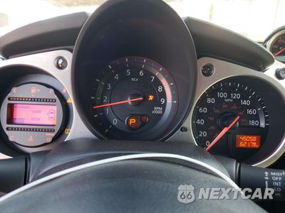 Zdjęcie 9 z 13 samochodu: 2017 NISSAN 370Z BASE VIN:JN1AZ4EH8HM952185 - miniatura