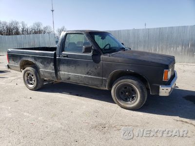 Czwarte zdjęcie samochodu z boku: 1993 CHEVROLET S TRUCK S10 VIN:1GCCS14R4P8134267 - miniatura
