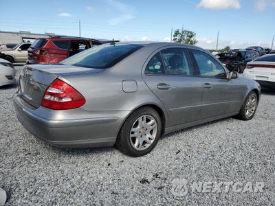 Trzecie zdjęcie samochodu z tyłu: 2004 MERCEDES-BENZ E 320 VIN:WDBUF65J24A435461 - miniatura