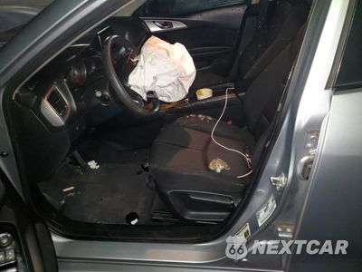 Zdjęcie 7 z 12 samochodu: 2018 MAZDA 3 SPORT VIN:3MZBN1U70JM234321 - miniatura