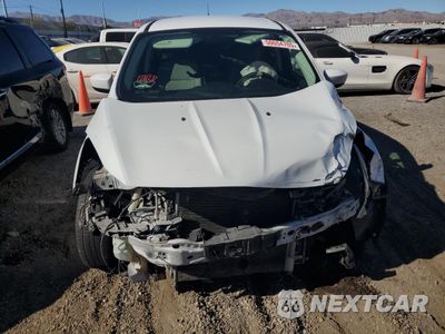 Piąte zdjęcie samochodu w środku: 2015 FORD ESCAPE SE VIN:1FMCU0G72FUA09008 - miniatura