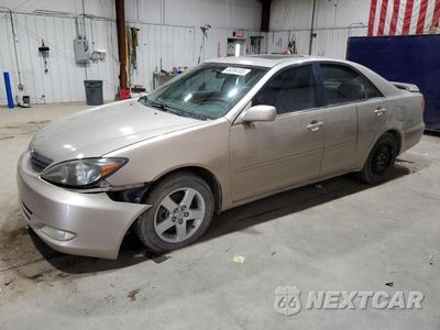 2003 TOYOTA CAMRY LE 4T1BF32K83U052377 - główne zdjęcie licytacji z USA - miniatura