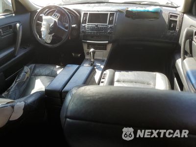 Zdjęcie 8 z 16 samochodu: 2004 INFINITI FX35 VIN:JNRAS08W94X212982 - miniatura