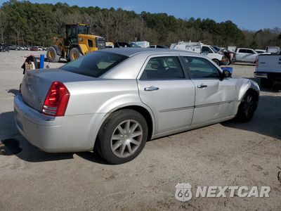 Trzecie zdjęcie samochodu z tyłu: 2008 CHRYSLER 300C VIN:2C3LA63HX8H219770 - miniatura