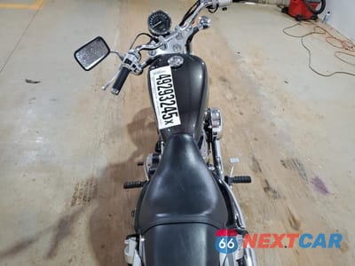 Zdjęcie 6 z 9 samochodu: 2010 HONDA VT750 S VIN:JH2RC5816AK000770 - miniatura