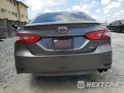 Zdjęcie 6 z 14 samochodu: 2018 TOYOTA CAMRY L VIN:4T1B11HK4JU507295 - miniatura
