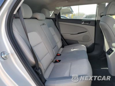 Zdjęcie 11 z 13 samochodu: 2018 HYUNDAI TUCSON VALUE VIN:KM8J33A23JU814274 - miniatura