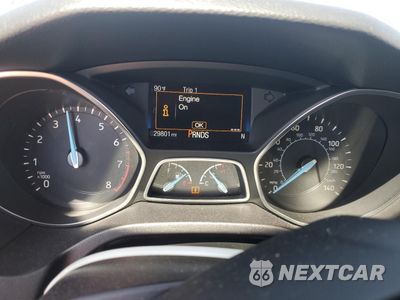 Zdjęcie 9 z 15 samochodu: 2016 FORD FOCUS TITANIUM VIN:1FADP3J22GL201721 - miniatura