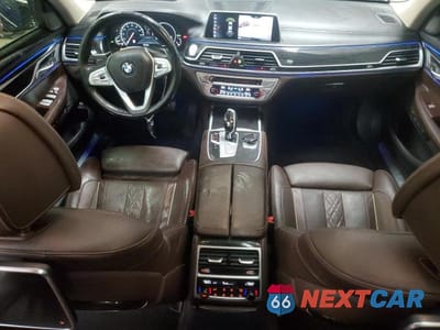 Zdjęcie 8 z 12 samochodu: 2018 BMW 750 XI VIN:WBA7F2C53JG423788 - miniatura