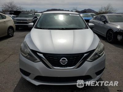 Piąte zdjęcie samochodu w środku: 2016 NISSAN SENTRA S VIN:3N1AB7AP3GY283662 - miniatura