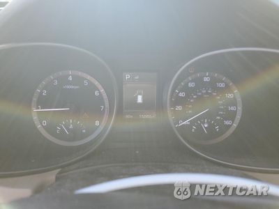 Zdjęcie 9 z 14 samochodu: 2017 HYUNDAI SANTA FE SE VIN:KM8SM4HF2HU168350 - miniatura