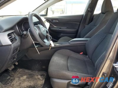 Zdjęcie 7 z 14 samochodu: 2021 TOYOTA C-HR XLE VIN:NMTKHMBXXMR127150 - miniatura