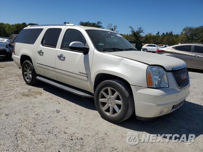 Czwarte zdjęcie samochodu z boku: 2014 GMC YUKON XL DENALI VIN:1GKS1MEF2ER181751 - miniatura