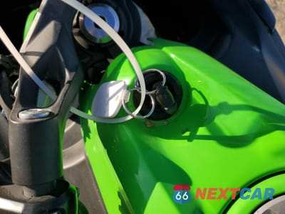 Zdjęcie 8 z 9 samochodu: 2022 KAWASAKI EX650 N VIN:ML5EXEN14NDA48159 - miniatura