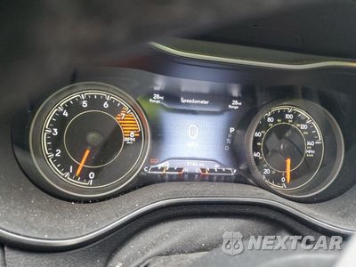 Zdjęcie 9 z 13 samochodu: 2021 JEEP CHEROKEE LIMITED VIN:1C4PJMDX3MD157966 - miniatura