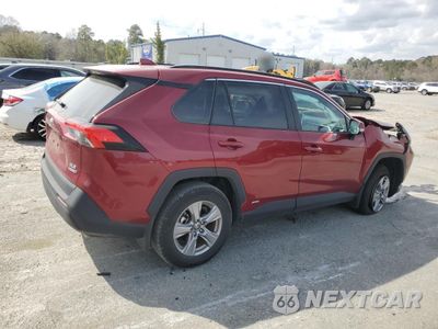 Trzecie zdjęcie samochodu z tyłu: 2024 TOYOTA RAV4 XLE VIN:4T3RWRFV2RU127399 - miniatura