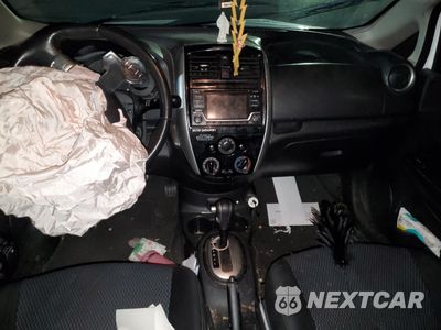 Zdjęcie 8 z 12 samochodu: 2017 NISSAN VERSA NOTE S VIN:3N1CE2CP2HL376977 - miniatura