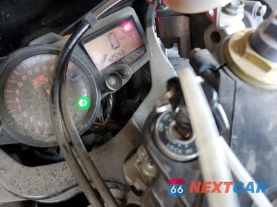 Zdjęcie 8 z 9 samochodu: 2005 SUZUKI GSX-R600 K VIN:JS1GN7CA252115993 - miniatura