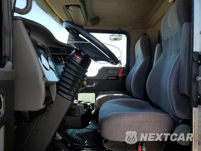 Zdjęcie 7 z 13 samochodu: 2017 KENWORTH CONSTRUCTION T270 VIN:2NKHHM6X9HM172600 - miniatura