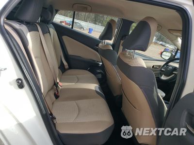 Zdjęcie 10 z 14 samochodu: 2017 TOYOTA PRIUS VIN:JTDKARFU8H3537116 - miniatura