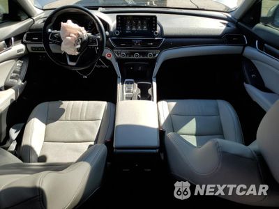 Zdjęcie 8 z 14 samochodu: 2020 HONDA ACCORD TOURING VIN:1HGCV2F93LA021358 - miniatura