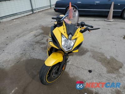 Drugie zdjęcie samochodu z przodu: 2009 YAMAHA FZ6 R VIN:JYARJ18Y89A000044 - miniatura