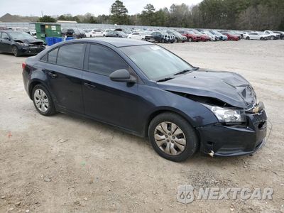 Czwarte zdjęcie samochodu z boku: 2014 CHEVROLET CRUZE LS VIN:1G1PA5SH0E7313293 - miniatura