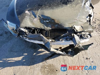 Zdjęcie 12 z 13 samochodu: 2007 BMW 750 VIN:WBAHN83517DT71095 - miniatura