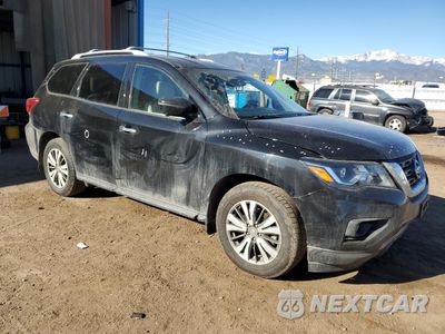 Czwarte zdjęcie samochodu z boku: 2017 NISSAN PATHFINDER S VIN:5N1DR2MN2HC657476 - miniatura