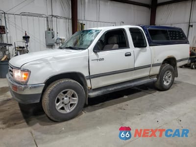 1998 TOYOTA T100 JT4VN24D4W0056124 - główne zdjęcie licytacji z USA - miniatura