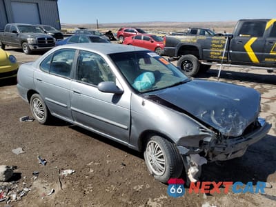 Czwarte zdjęcie samochodu z boku: 2001 NISSAN SENTRA XE VIN:3N1CB51D51L441541 - miniatura