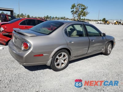 Trzecie zdjęcie samochodu z tyłu: 2003 NISSAN MAXIMA GLE VIN:JN1DA31A83T411224 - miniatura