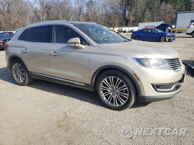 Czwarte zdjęcie samochodu z boku: 2017 LINCOLN MKX RESERVE VIN:2LMPJ6LR2HBL25591 - miniatura